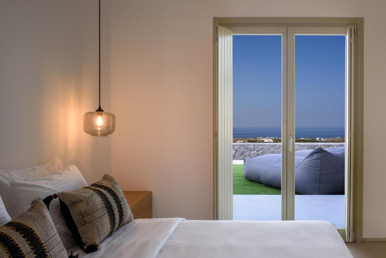 Este Luxury Suites Fira  Ngoại thất bức ảnh