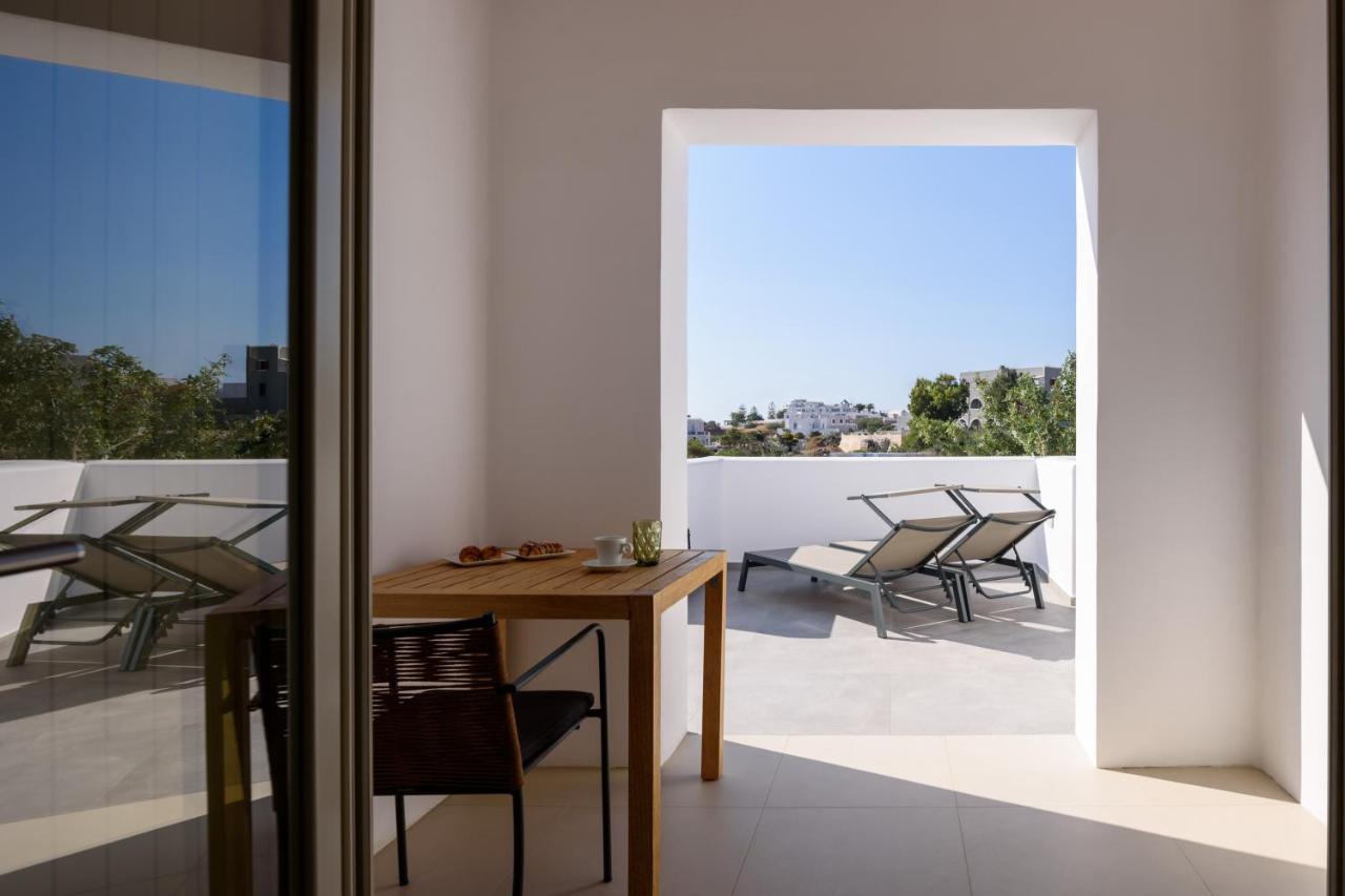 Este Luxury Suites Fira  Ngoại thất bức ảnh