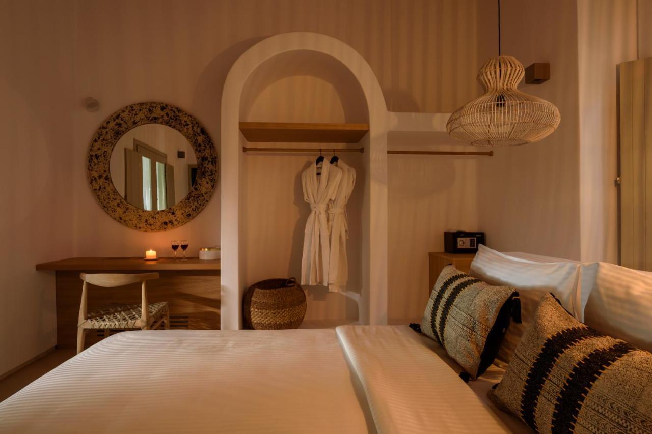 Este Luxury Suites Fira  Ngoại thất bức ảnh