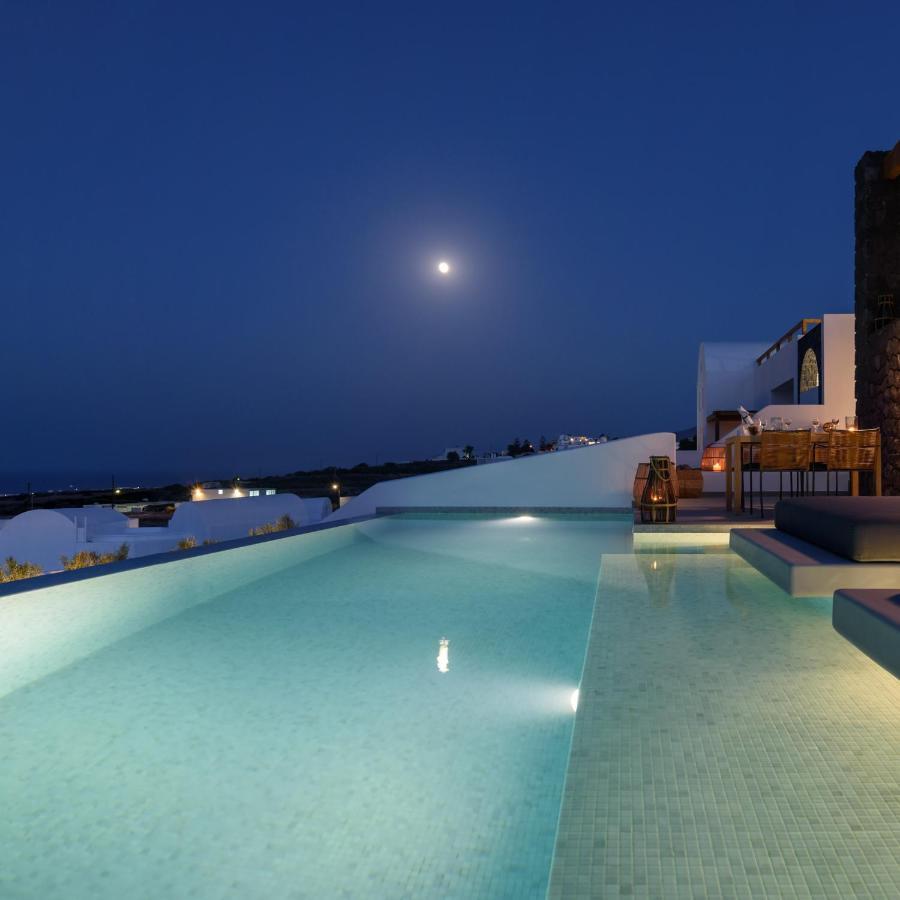 Este Luxury Suites Fira  Ngoại thất bức ảnh