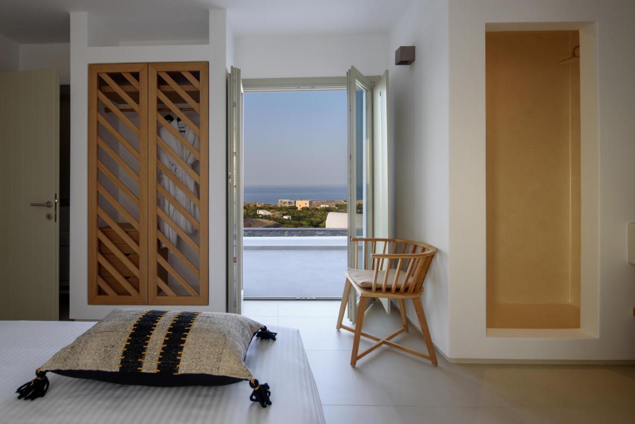 Este Luxury Suites Fira  Ngoại thất bức ảnh