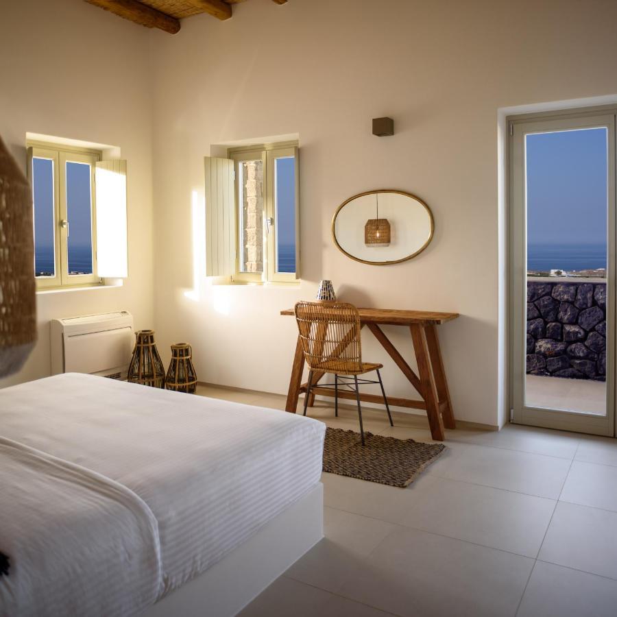 Este Luxury Suites Fira  Ngoại thất bức ảnh