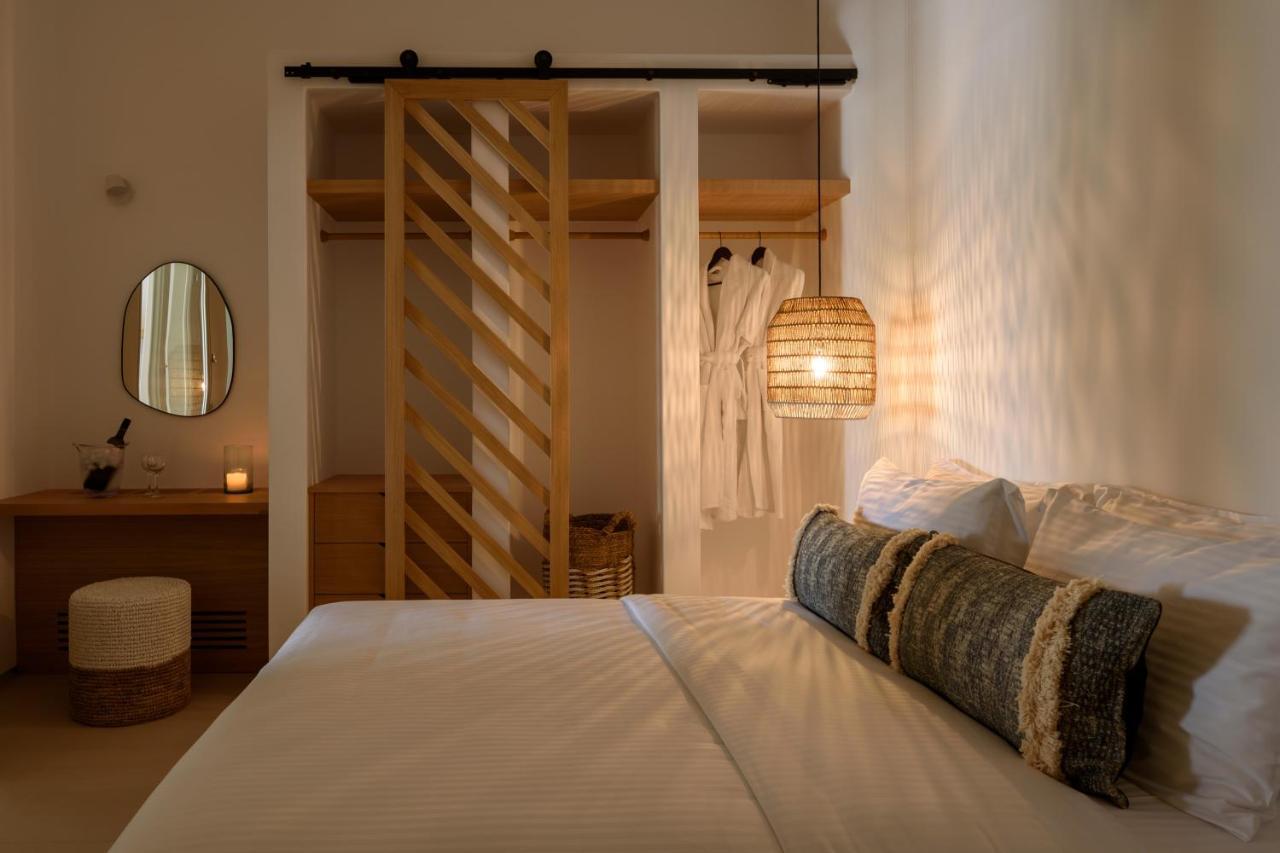Este Luxury Suites Fira  Ngoại thất bức ảnh