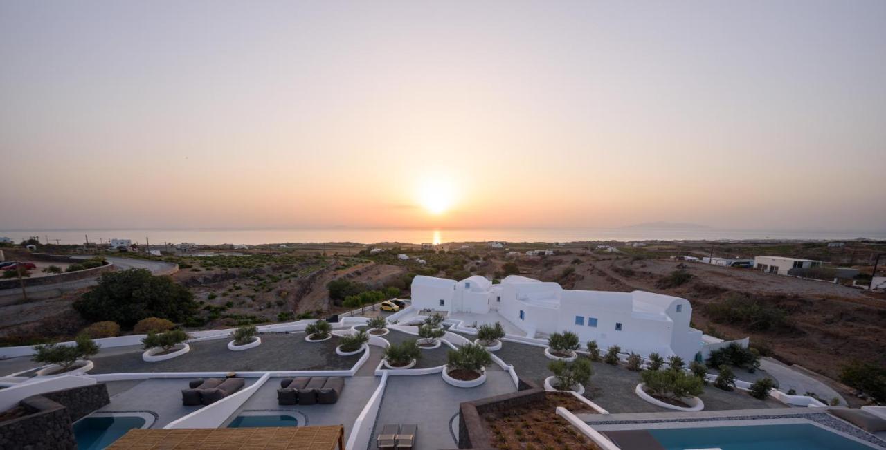 Este Luxury Suites Fira  Ngoại thất bức ảnh